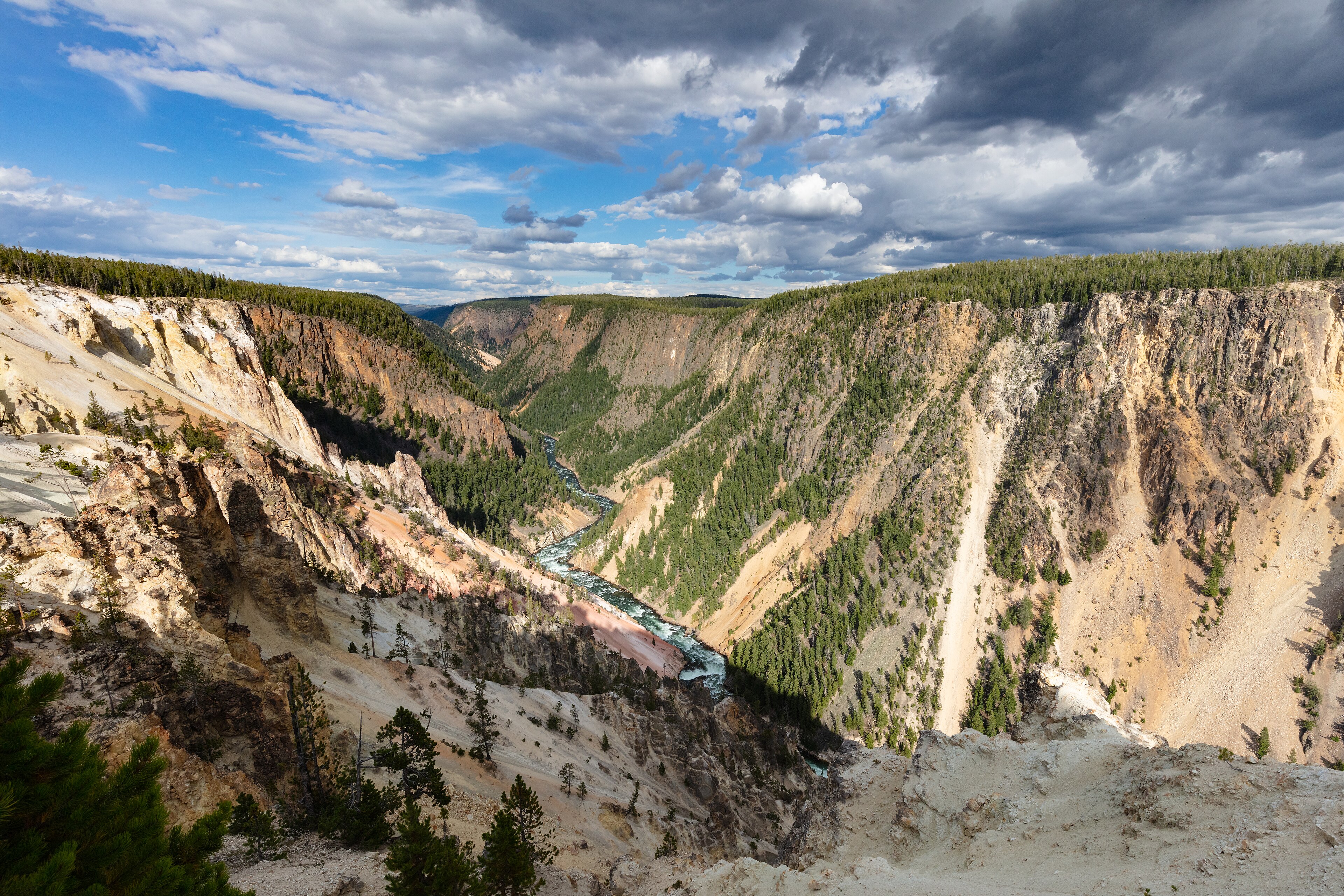 Grand Canyon of the Yellowstone from Inspiration Point